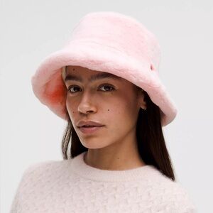 Lululemon Plush Fleece Bucket Hat New